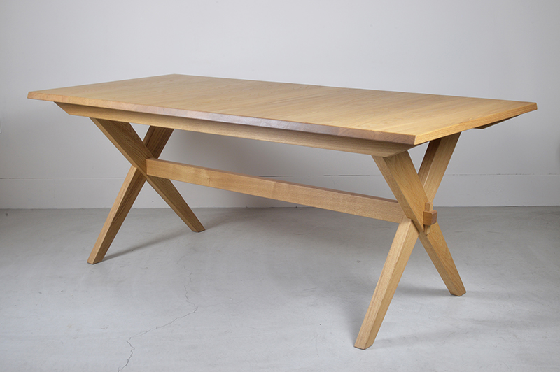 Malcom Dining Table